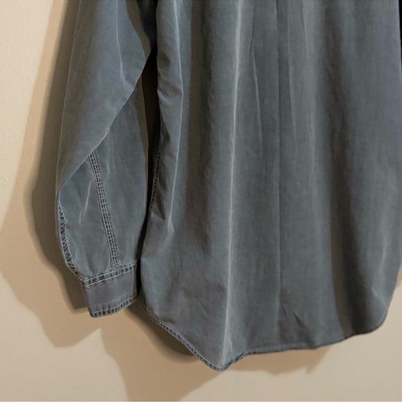 Vintage Levi's Gray Oversized Cotton Button Up Shirt Embroidered Logo - Picture 14 of 16